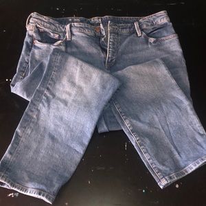 Size 14 Mid Rise Boyfriend cut women’s jeans